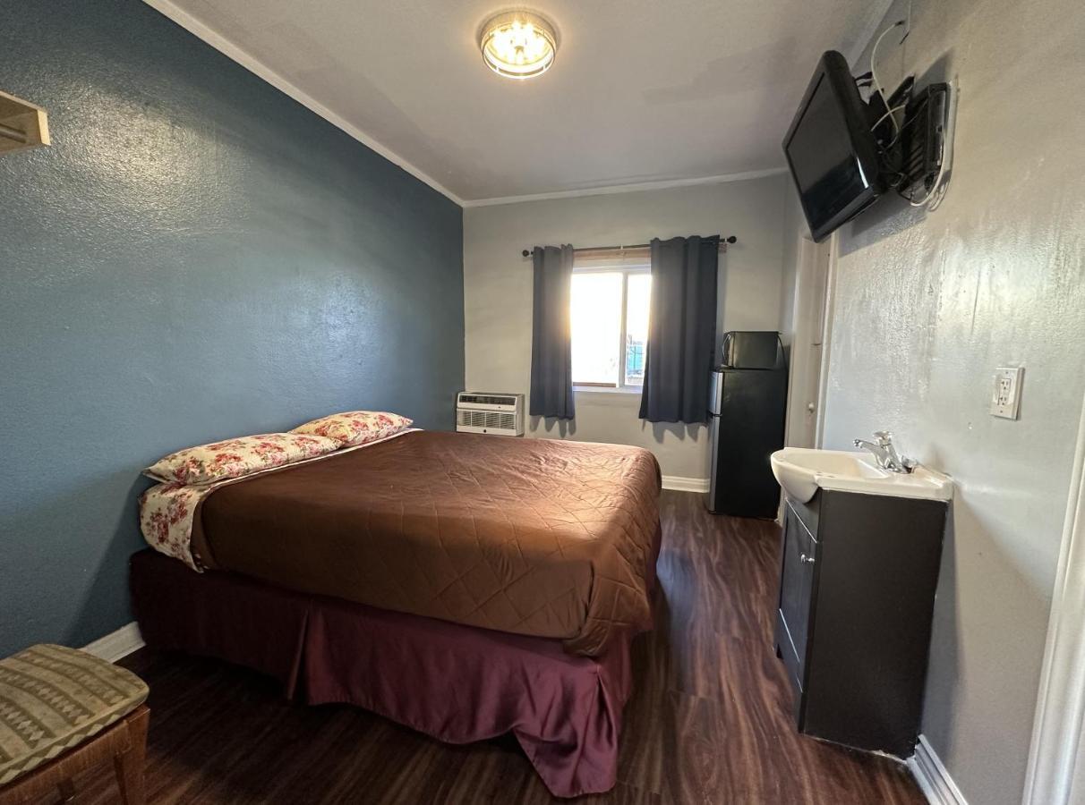 Unity Hotel - No Parking & Rooms Are Upstairs Long Beach Extérieur photo